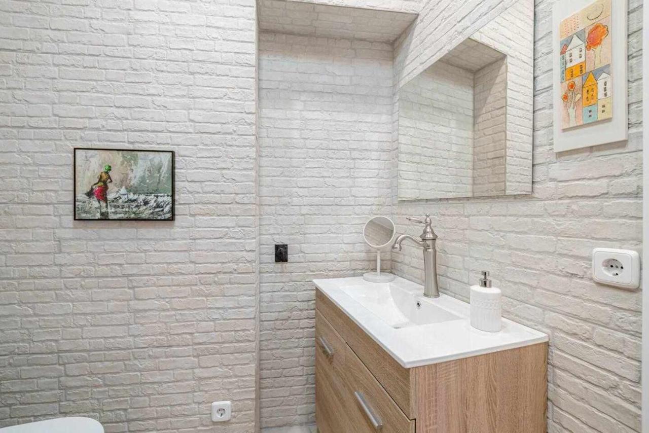 Luminoso Y Centrico Apt 2 Hab Lägenhet Madrid Exteriör bild